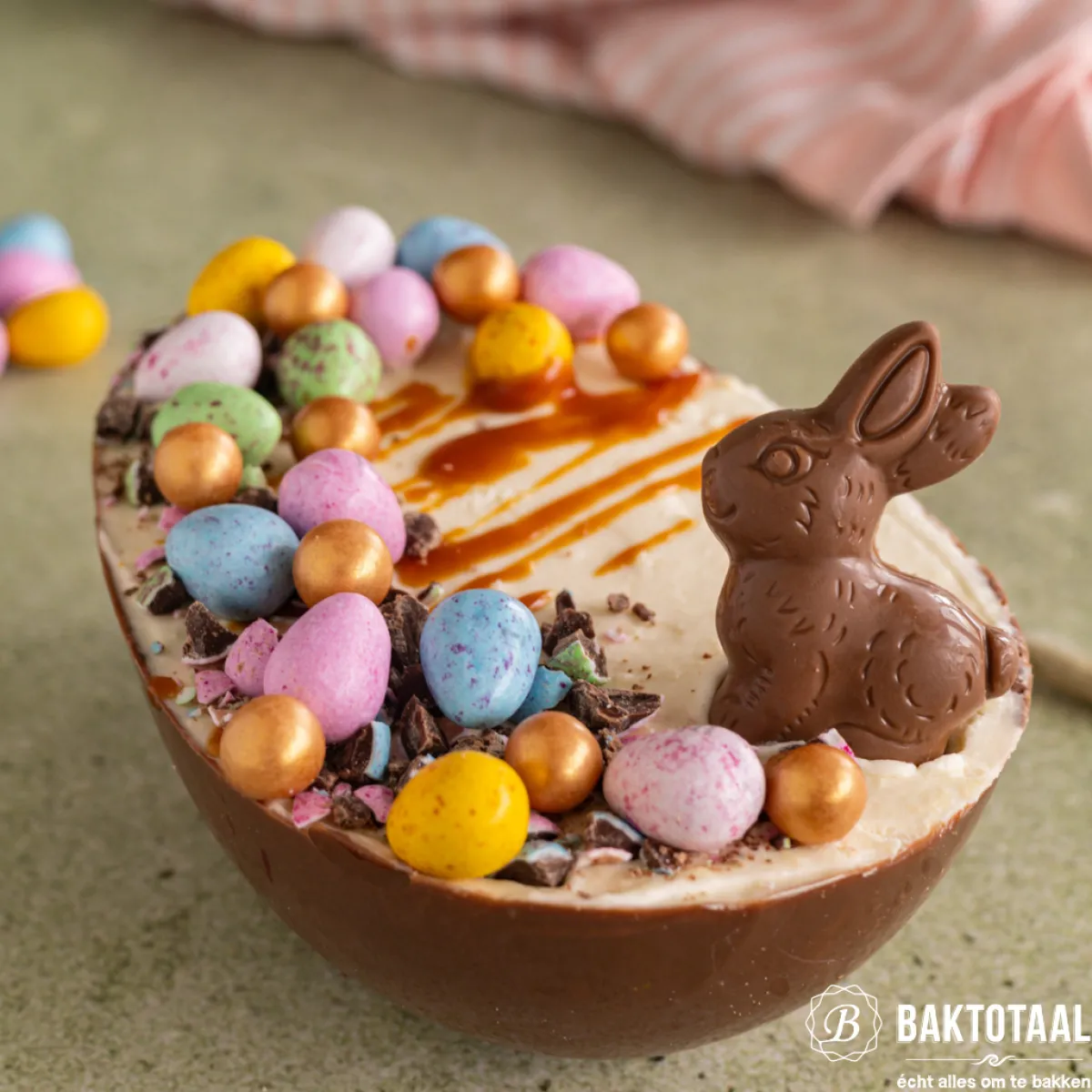 Clearance Martellato Chocolade Holvorm Pasen Half-Ei Glad (2x) 15,4x11x5,5cm.